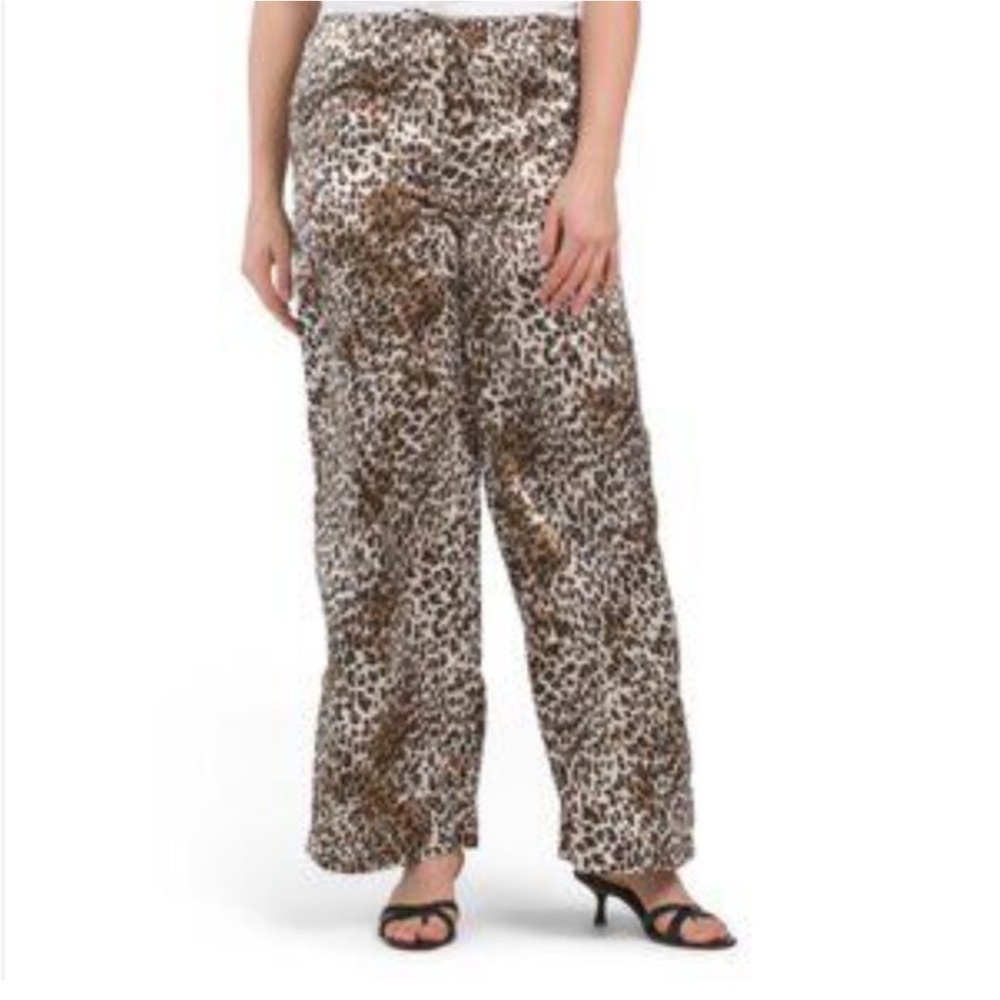 Project Rebel leopard animal print TikTok trend pant’s Woman’s Medium